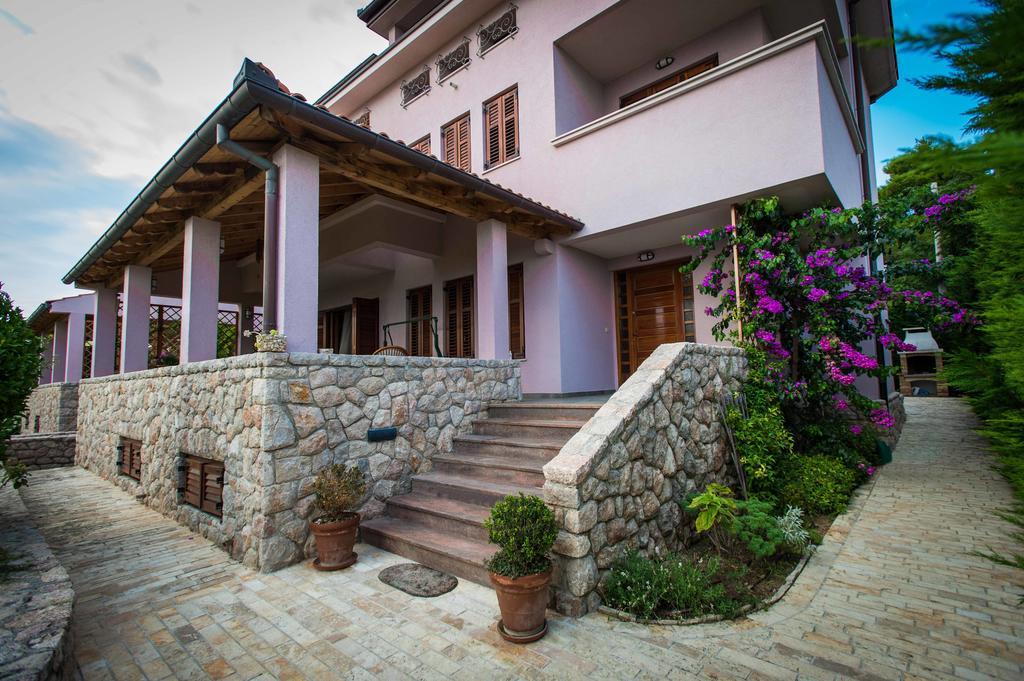 Villa Amalija Sukosan Exterior photo